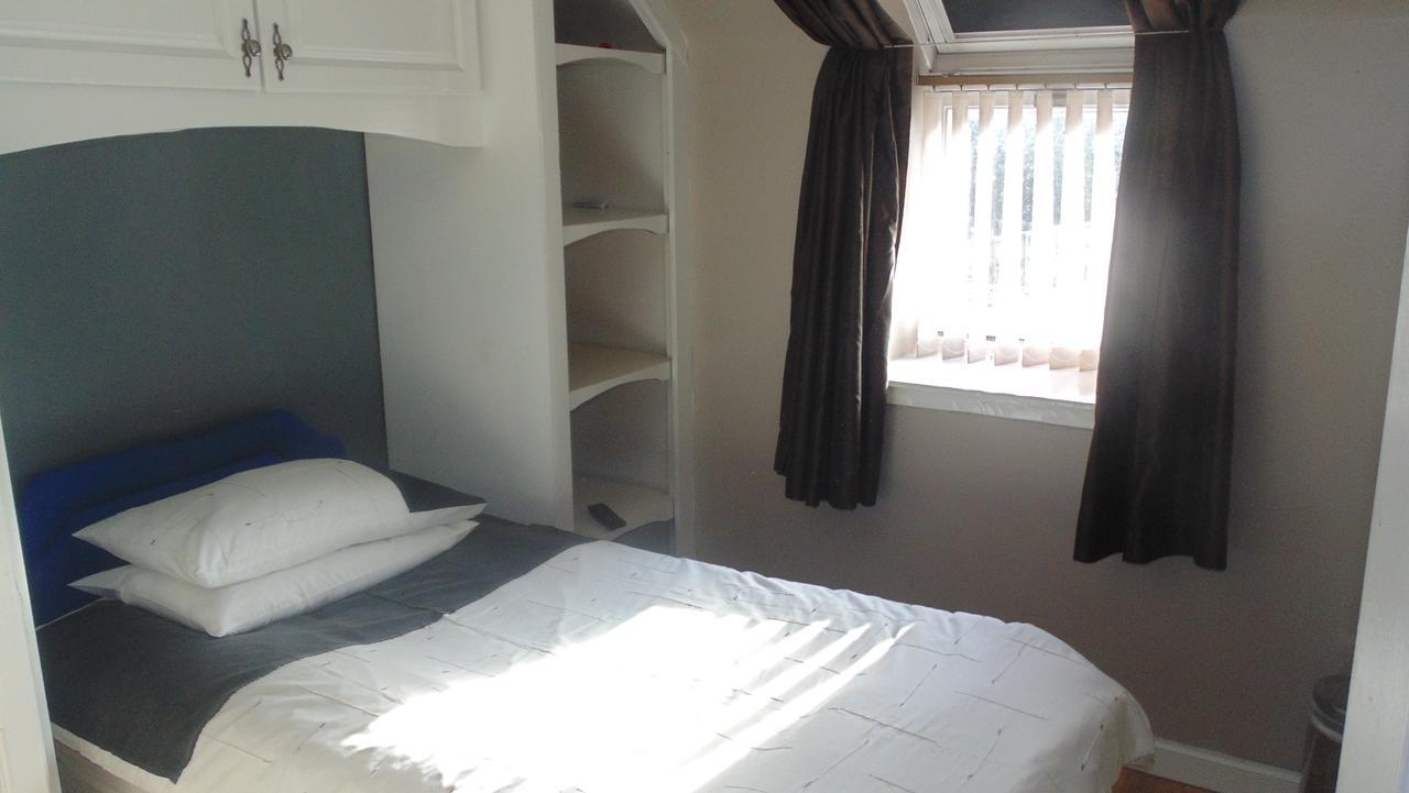 אלנס Westmore Bed & Breakfast מראה חיצוני תמונה