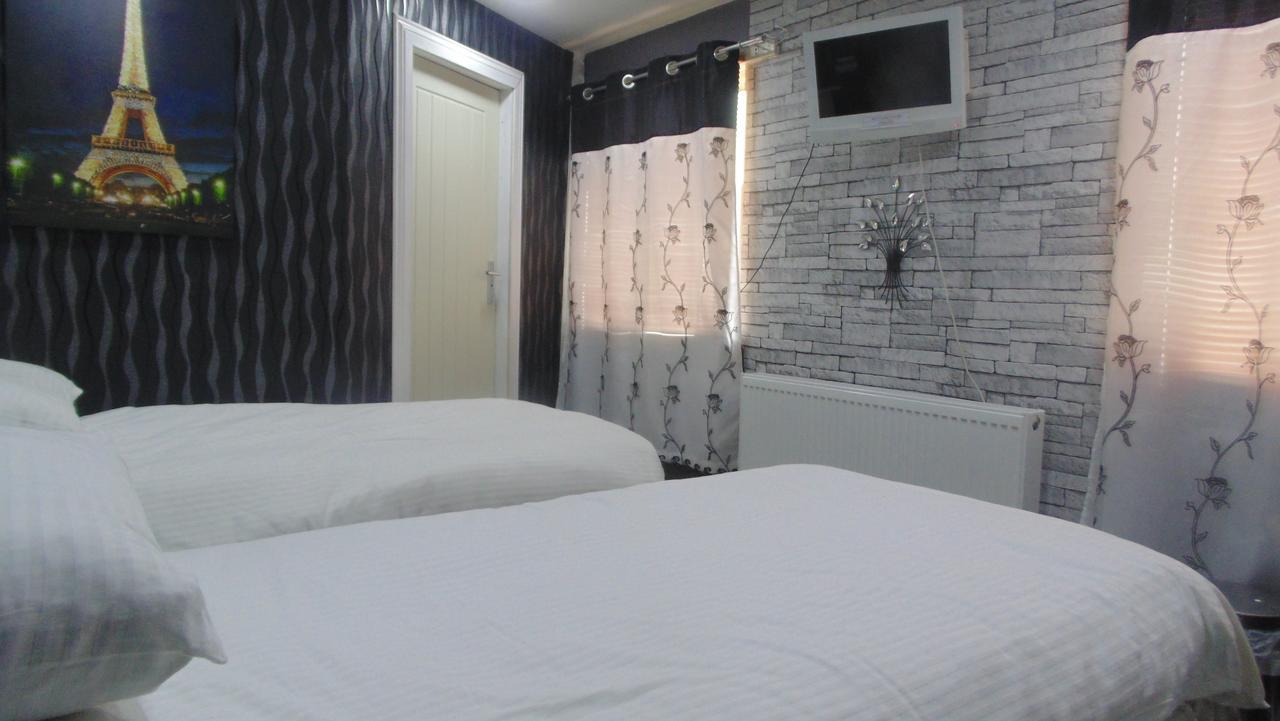 אלנס Westmore Bed & Breakfast מראה חיצוני תמונה